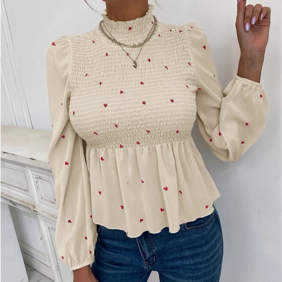 Boho hearts print shirred blouse - Picture 3 of 6